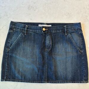 Old Navy Blue Denim Mini Skirt with Front Pockets Sz 10